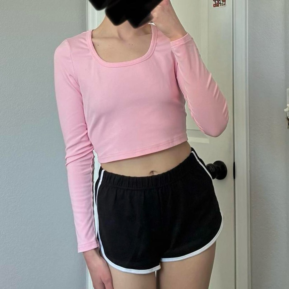Pink Long-Sleeve Scoop Crop Top